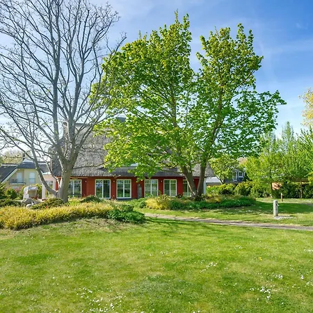 Reethaus Strandzeit In - Haushaelfte 2