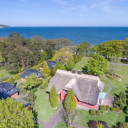 Reethaus Strandzeit In - Haushaelfte 2 Дом отдыха *