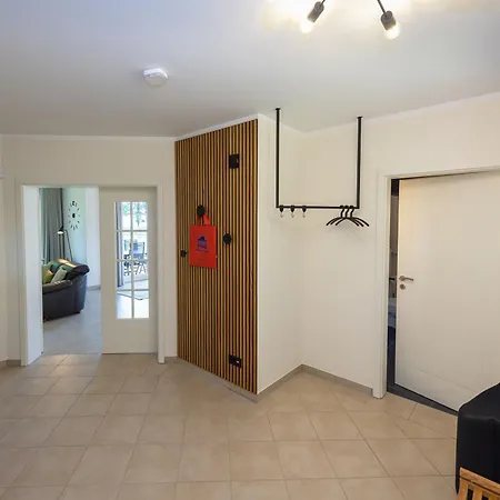 Reethaus Strandzeit In - Haushaelfte 2 Дом отдыха Лоббе