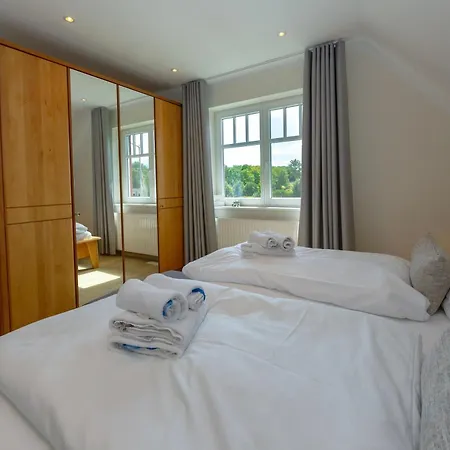 Reethaus Strandzeit In - Haushaelfte 2 Дом отдыха Лоббе