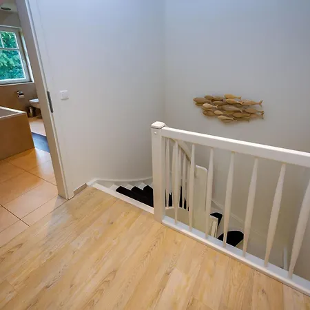 Reethaus Strandzeit In - Haushaelfte 2 * Лоббе